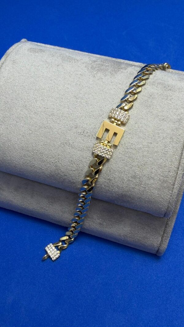 HRFBLK-00004 HRFBLK-00004